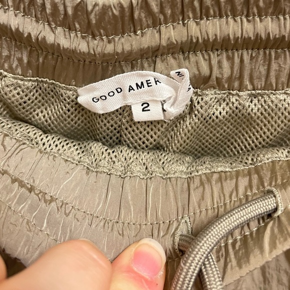 Good American Taupe Two Piece Sweatsuit - Picture 14 of 16